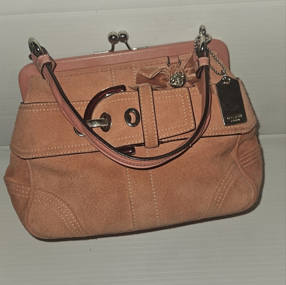 Rare Vintage Y2K COACH Pink Suede Kiss Lock Mini Crossbody Bag – Limited Edition - Picture 8 of 17